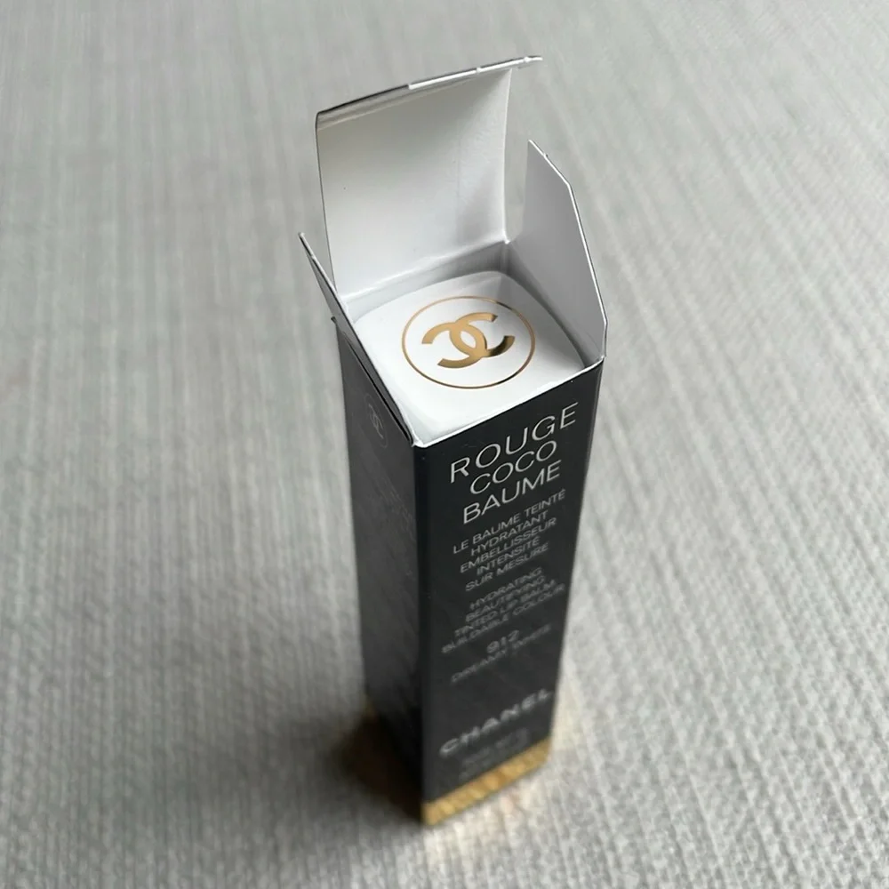 Chanel ROUGE COCO BAUME - 912 - DREAMY WHITE